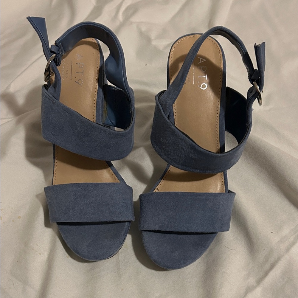Apt. 9 Women's Blue Sandals